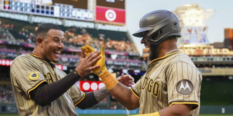 noticia-mlb-El-hit-1000-de-Machado-con-Padres-impulsa-remonta