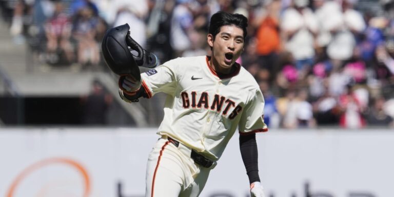 noticia-mlb-Gigantes-barren-a-Cachorros-detras-de-2-HR-de-Adam