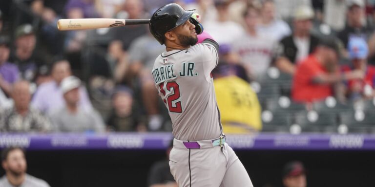 noticia-mlb-Gurriel-y-Rodriguez-lideran-la-victoria-de-los-D-b