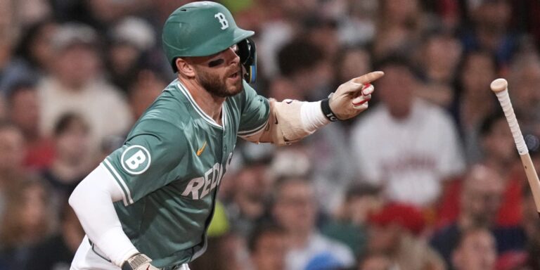 noticia-mlb-Hit-de-oro-de-Story-deja-tendidos-a-los-Marlins-en