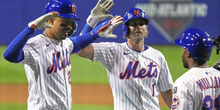 noticia-mlb-Jonron-de-Vientos-impulso-a-los-Mets-en-el-Clasico