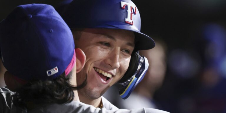 noticia-mlb-Rangers-se-imponen-a-Atleticos-con-ferreo-ataque-d
