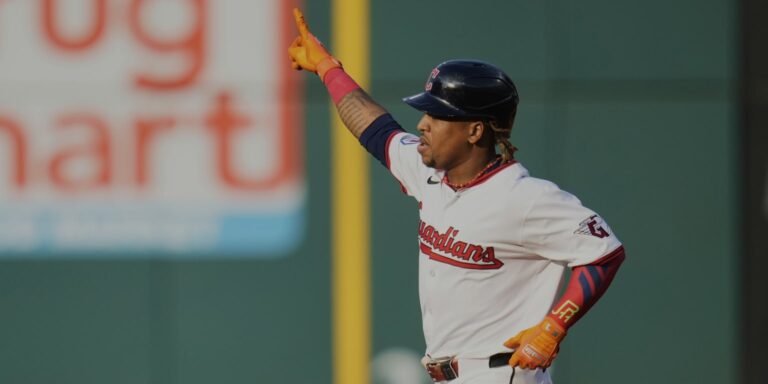 noticia-mlb-j-ram-amplia-su-leyenda-con-su-27mo-juego-multijon