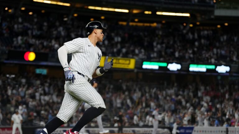 Aaron-Judge-suelta-su-2do-jonron-en-el-juego-1109