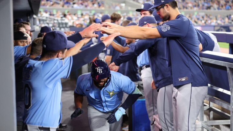 Caminero-y-Aranda-pegan-HR-consecutivos-26092025