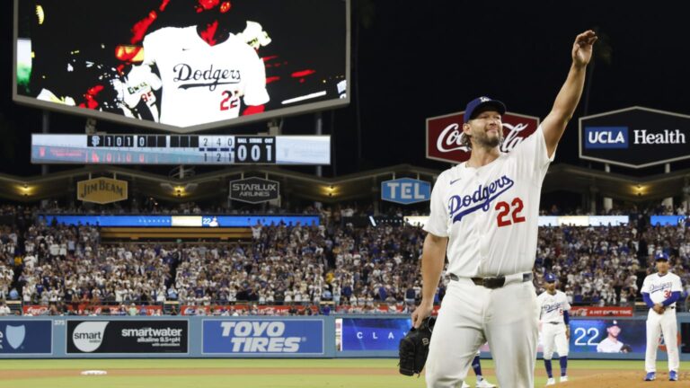 Clayton-Kershaw-se-despide-con-6-ponches-en-casa-