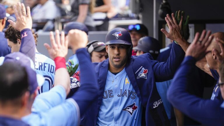 George-Springer-pega-jonron-en-solitario-14092025