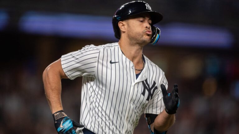 Giancarlo-Stanton-pega-jonron-solitario-05092025