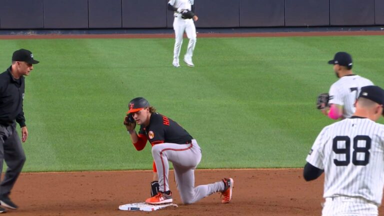 Gunnar-Henderson-llega-a-30-bases-robadas-en-2025-