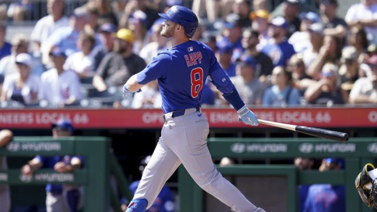 Ian-Happ-conecta-un-jonron-de-dos-carreras-170920