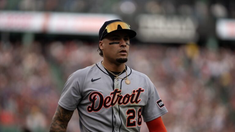 Javier-Baez-hace-una-espectacular-atrapada-270920