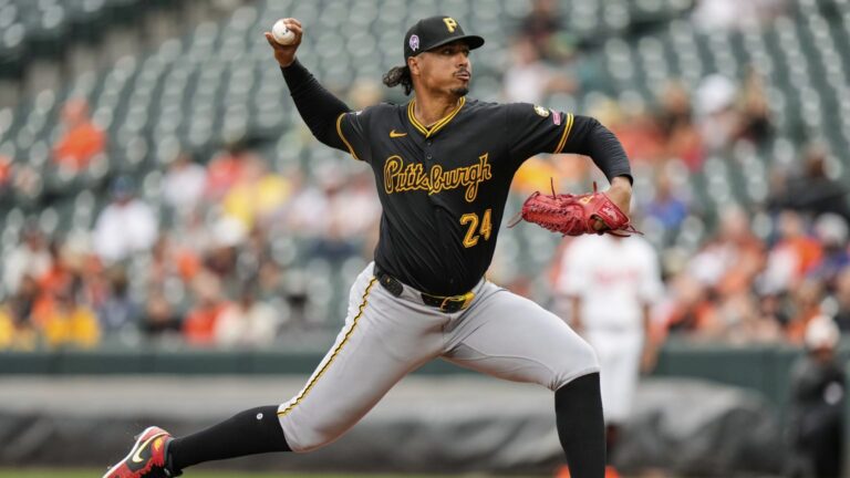 Johan-Oviedo-poncha-a-5-contra-los-Orioles-110920