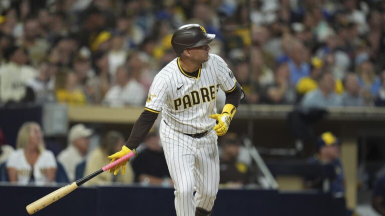 Jose-Iglesias-pega-jonron-en-solitario-22092025