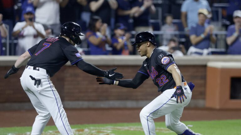 Mets-hacen-seis-en-la-cuarta-entrada-19092025