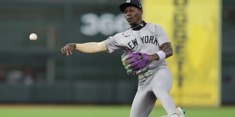 noticia-mlb-Chisholm-dejo-juego-de-los-Yankees-por-golpes-en-a