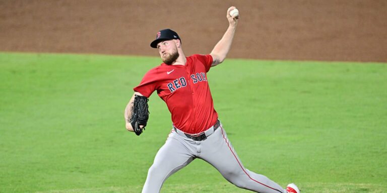 noticia-mlb-Crochet-abanica-a-nueve-para-llegar-a-su-17ma-vict