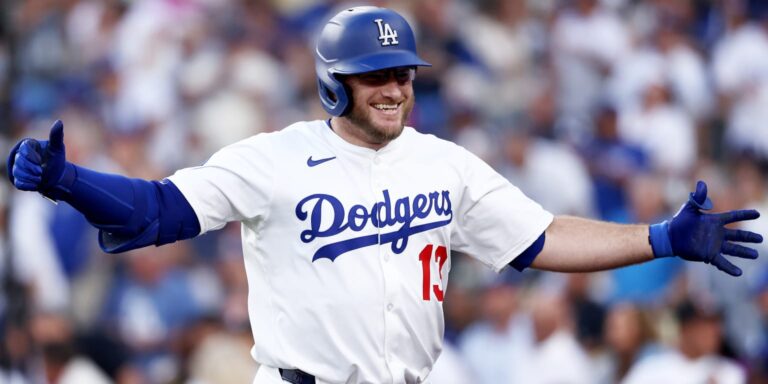 noticia-mlb-Dodgers-activan-a-Muncy-y-envian-a-Robinson-a-las-