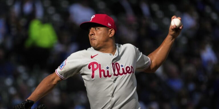 noticia-mlb-Filis-se-llevaron-la-serie-en-Milwaukee-con-gran-a