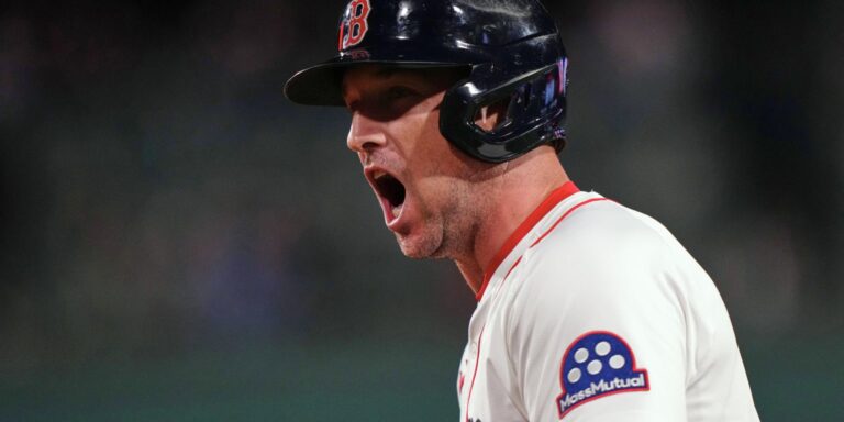 noticia-mlb-Gran-noche-de-Bregman-corona-remontada-de-Boston-e