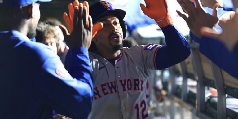 noticia-mlb-Historico-HR-de-Lindor-y-curiosa-jugada-guian-a-Me