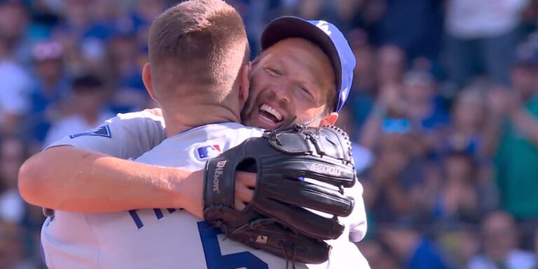 noticia-mlb-Kershaw-sale-ovacionado-en-su-ultima-apertura-de-l