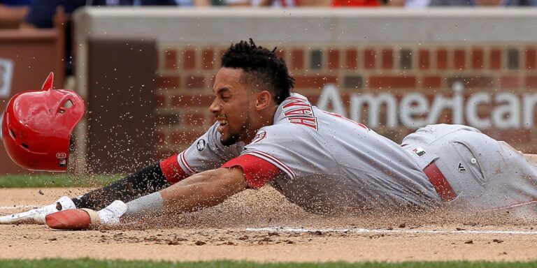 noticia-mlb-Los-Cachorros-firman-al-velocista-Billy-Hamilton-a