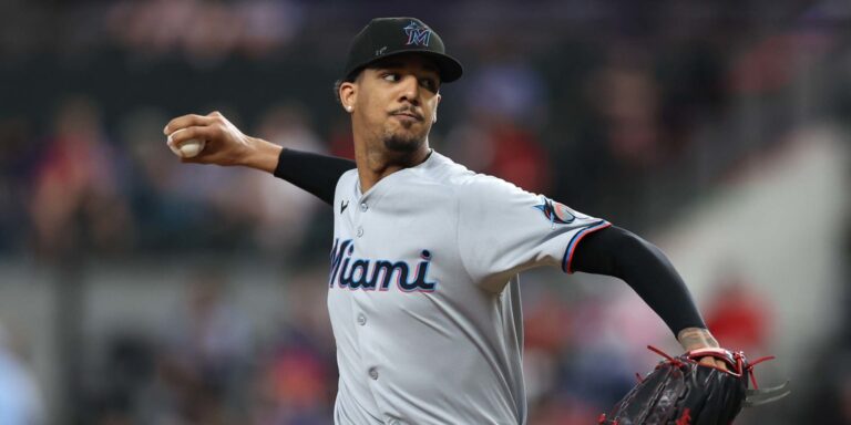 noticia-mlb-Marlins-se-apoyan-en-joya-de-Eury-para-seguir-sona