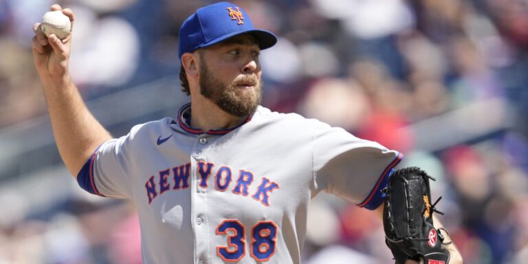 noticia-mlb-Megill-se-somete-a-una-cirugia-Tommy-John-y-se-per
