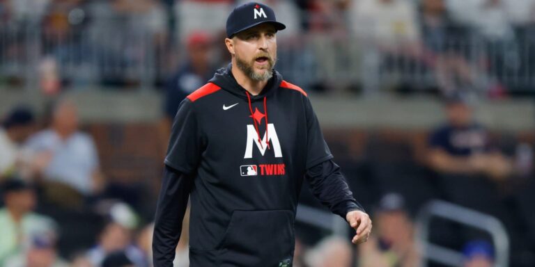 noticia-mlb-Mellizos-cortan-vinculos-con-el-manager-Rocco-Bald