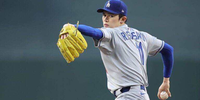 noticia-mlb-Podria-el-regreso-de-Sasaki-resolver-el-rompecabez