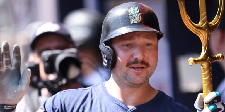noticia-mlb-Raleigh-da-su-HR-53-y-Suarez-pega-otros-dos-en-pal