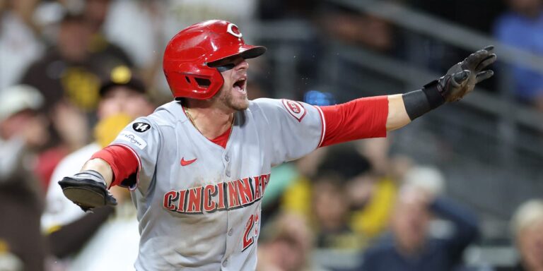 noticia-mlb-Rojos-se-acercan-al-tercer-Comodin-tras-llevarse-l