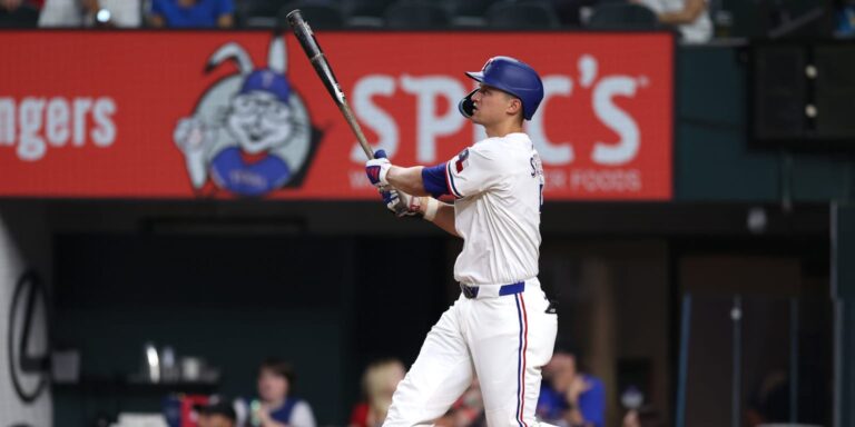 noticia-mlb-Seager-espera-regresar-antes-del-final-de-la-tempo