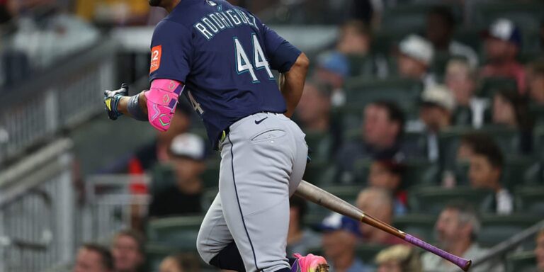 noticia-mlb-Tablazos-de-J-Rod-Raleigh-conducen-a-Marineros-al