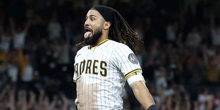 noticia-mlb-Tatis-Padres-sellan-remontada-ante-Rojos-con-gra