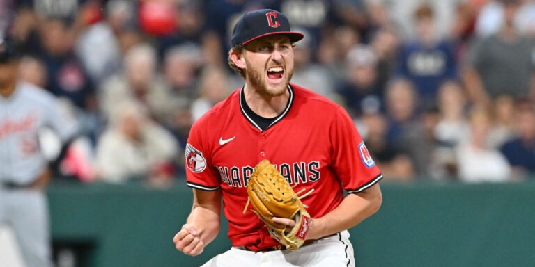 noticia-mlb-Valera-impulsa-a-Guardianes-a-ventaja-de-un-juego-