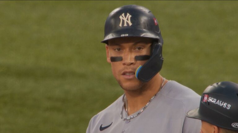 Aaron-Judge-impulsa-con-sencillo-05102025