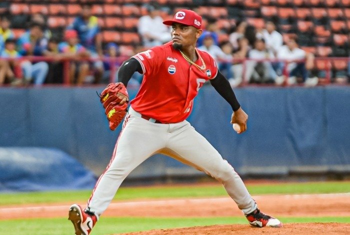 Adrian-Almeida-Foto-Prensa-Cardenales