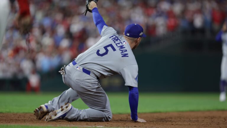 Edman-y-Freeman-se-combinan-para-sellar-la-victori