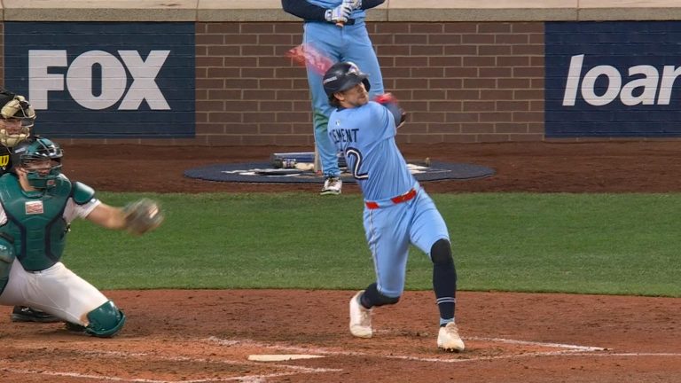 Ernie-Clement-pega-sencillo-productor-17102025