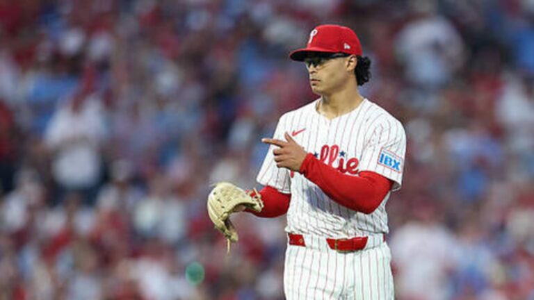 Jesus-Luzardo-atrapa-linea-de-Rojas-en-la-5ta-061