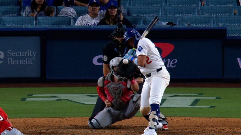 Miguel-Rojas-recibe-base-por-golpe-30092025