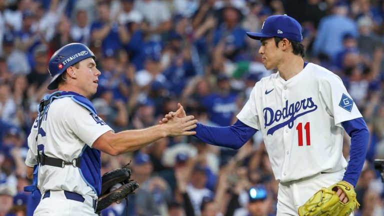 Roki-Sasaki-salva-el-partido-16102025