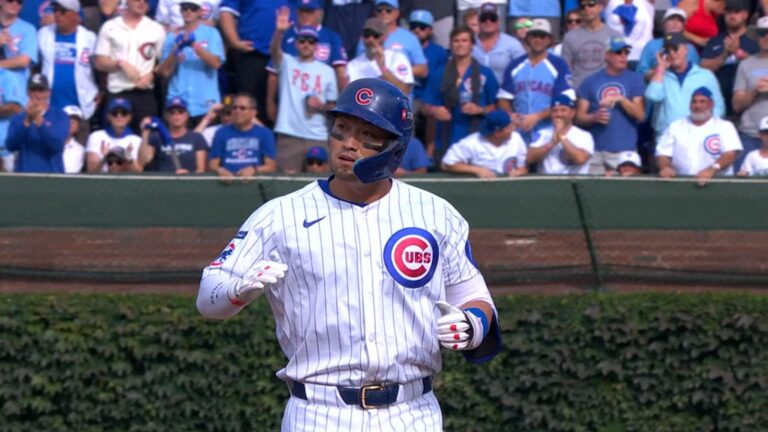 Seiya-Suzuki-batea-un-doble-en-el-4to-01102025