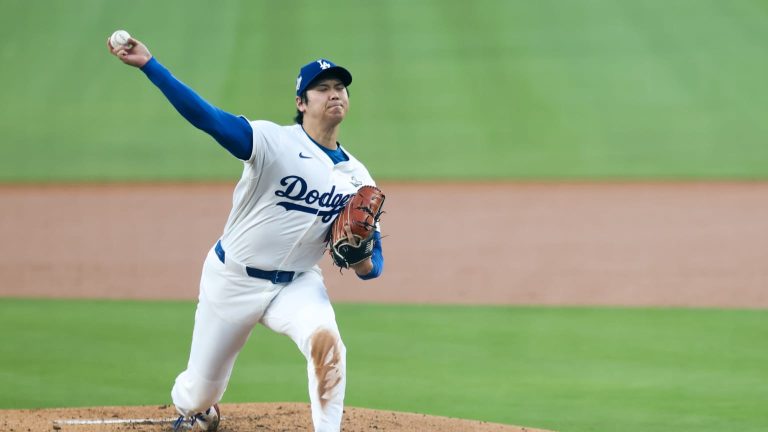 Shohei-Ohtani-poncha-a-Alejandro-Kirk-28102025