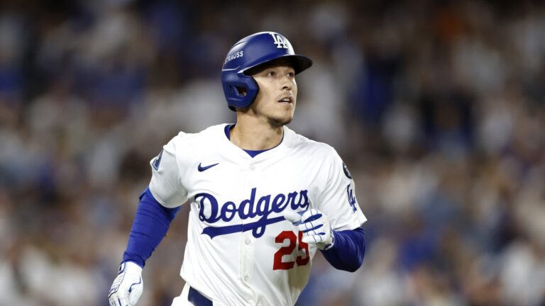 Tommy-Edman-se-va-para-la-calle-en-la-3ra-entrada-