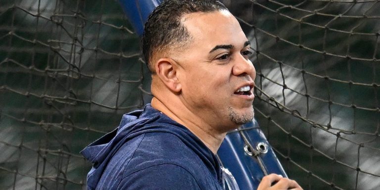 noticia-mlb-Astros-dejaran-ir-a-los-coaches-de-bateo-Cintron-y