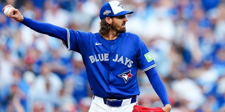 noticia-mlb-Azulejos-nombran-a-Gausman-como-abridor-para-el-Ju