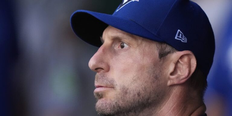 noticia-mlb-Bichette-Scherzer-y-Bassitt-quedan-fuera-del-rost-1