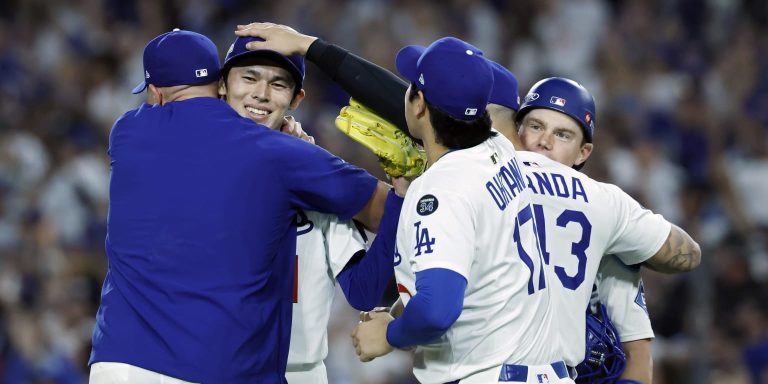 noticia-mlb-Dodgers-regresan-a-la-Serie-Mundial-con-el-bateo-y